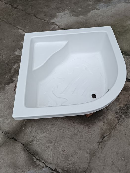 Ванна угловая 1 м на 1 м