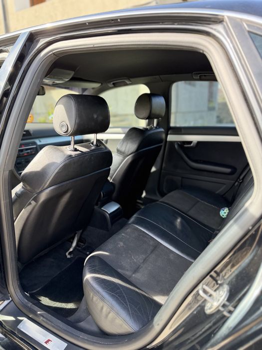 AUDI A4  S-LINE Berlina