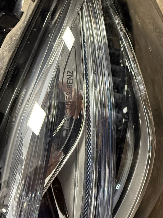 Mercedes w213 e class Multibeam ляв фар фарове