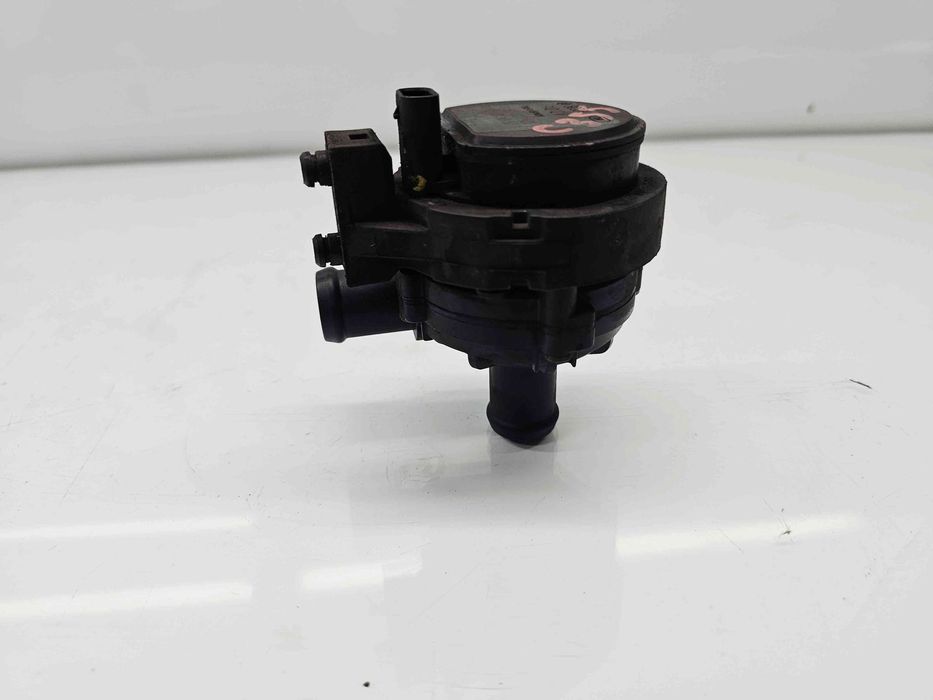 Pompa recirculare apa  Volkswagen Polo (6R) [Fabr 2009-2016] 2Q0965567