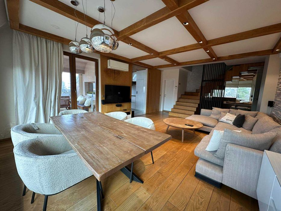 Дава се под наем Четиристаен апартамент в София, Симеоново - 180 кв.м за 1295.4 € - Снимка #1