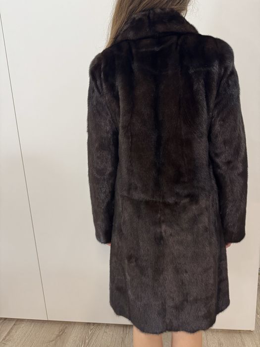 Продам норковую шубу