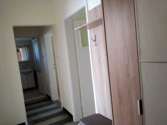 Дава се под наем Тристаен апартамент в Бургас, Възраждане - 90 кв.м за 360 € - Снимка #20