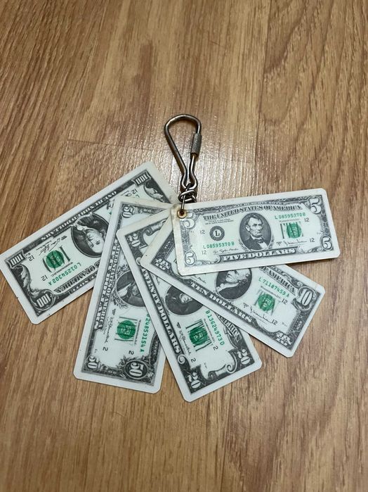 Breloc bancnote dolari plastic colectie anii '80