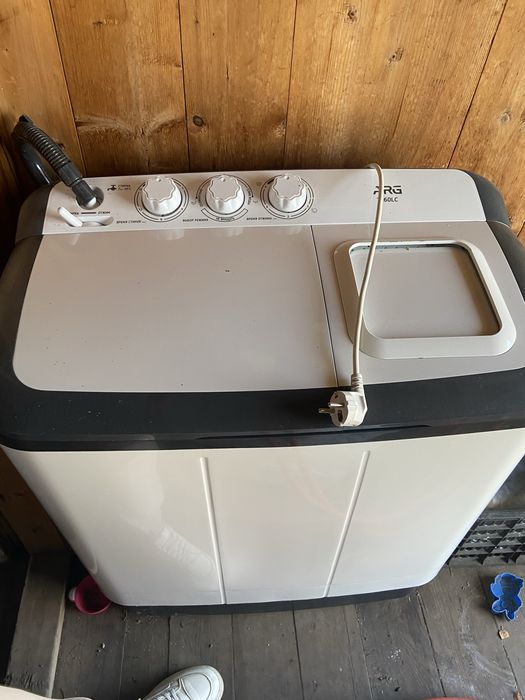 Продам машинку полуавтомат