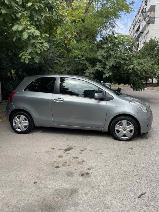 Toyota Yaris 1000 сс