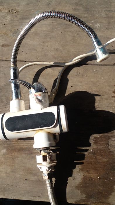 Продам кран водонагреватель