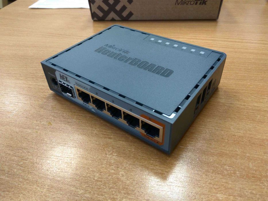 Маршрутизатор Mikrotik hEX S