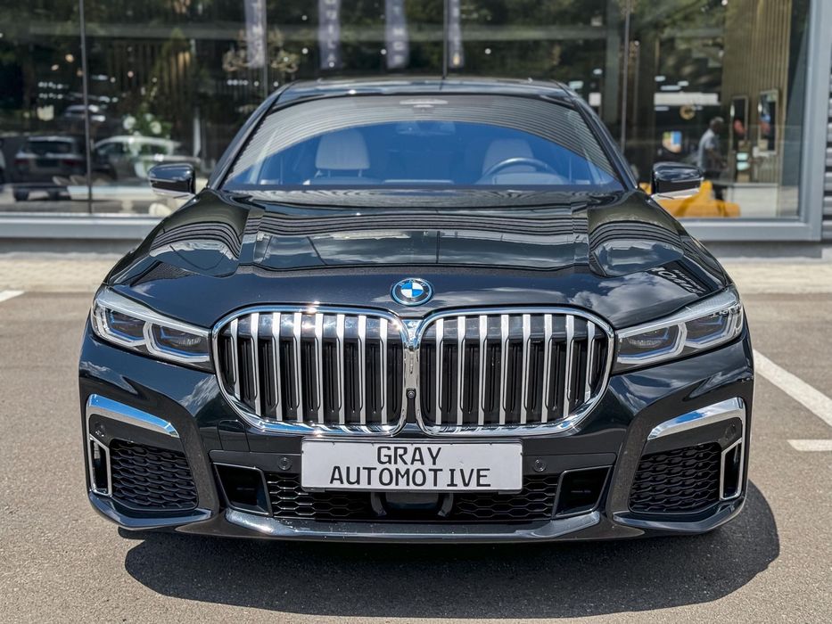 BMW Seria 7 BMW 745Le xDrive / 10.2021 / Plug-in Hybrid / Seria 7