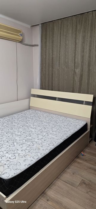 Кровать для спальни