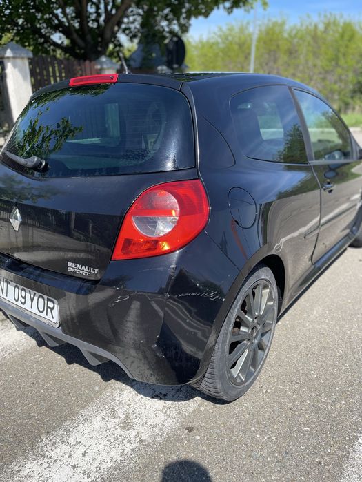 Renault clio 3 rs