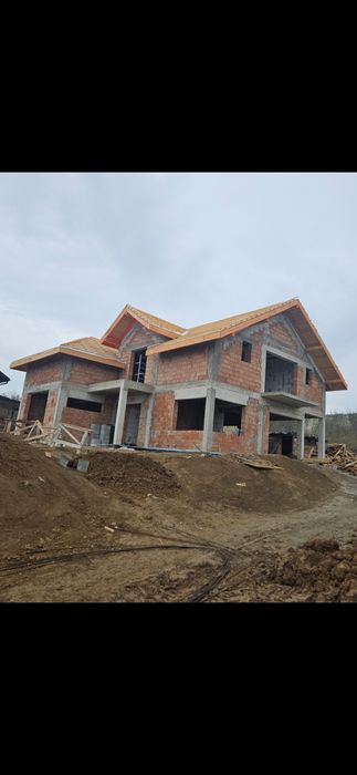 constructii case  - blocuri