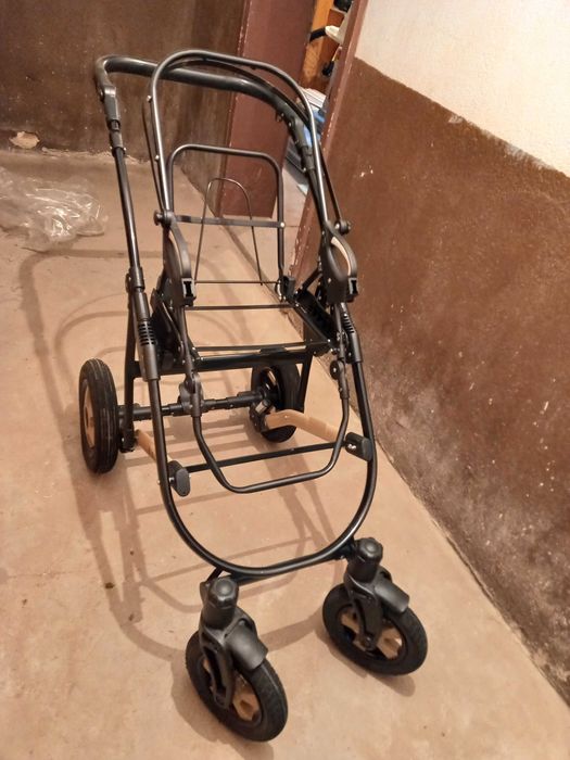 Бебешка количка с два коша