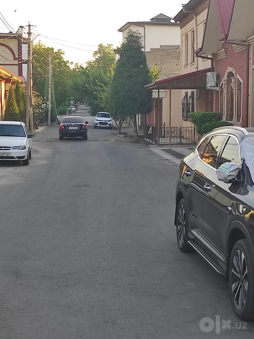 Продается дом ориентир заходи и живи Малика базар