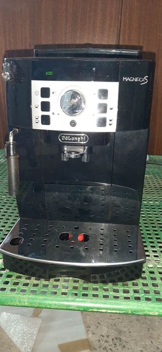 Кафеавтомат Delongi Magnifica s