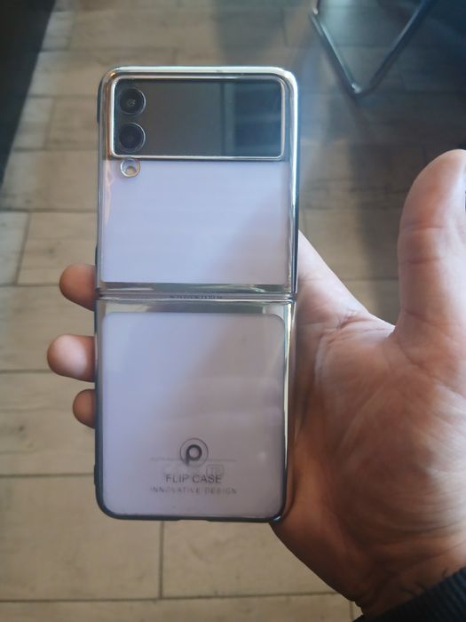 Samsung flip 3..