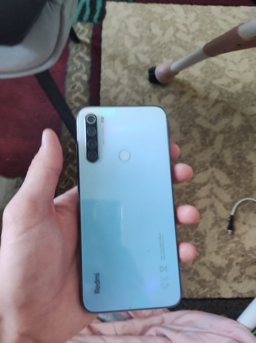 Продам Redmi note 8