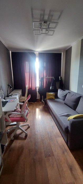 Продам 4х комнатную квартиру