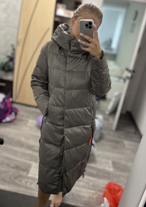 Продам женские куртки