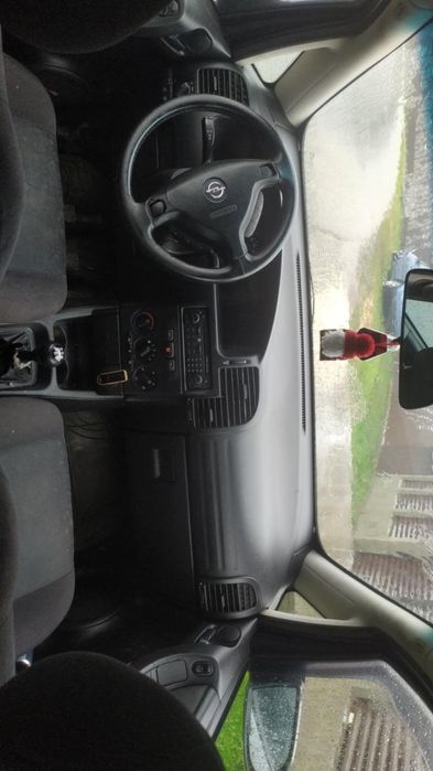 Vând Opel Zafira motor 2000 dizel mai multe detalii la telefon 0720691