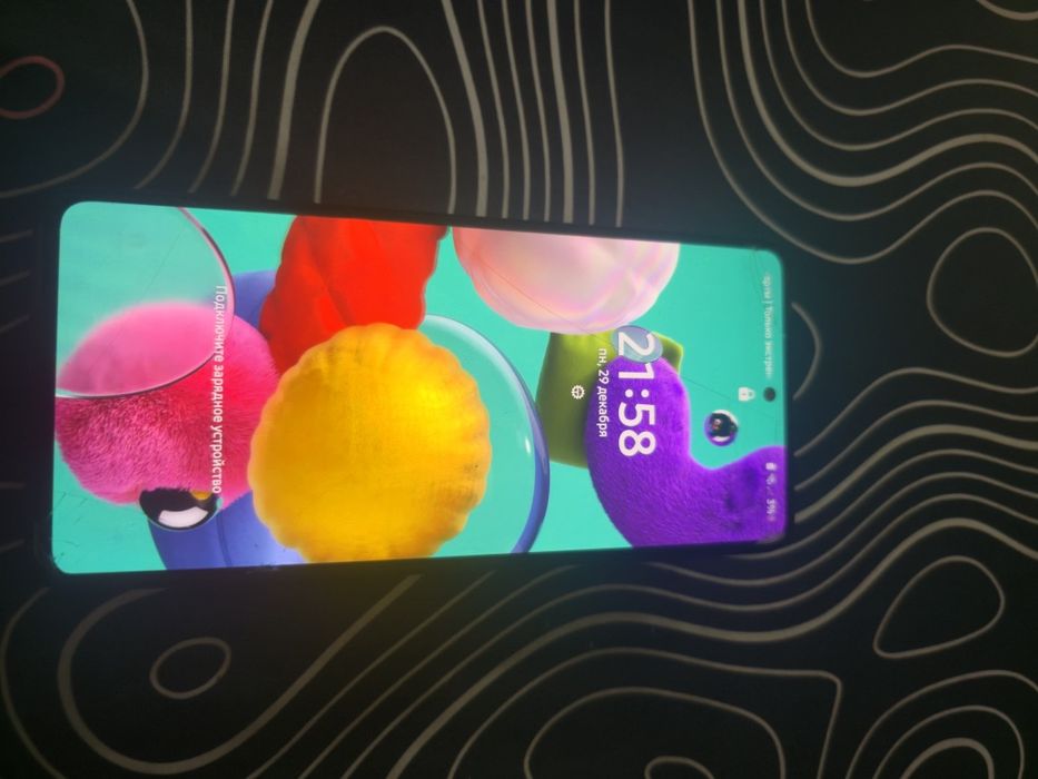 SAMSUNG A51 superAmoled