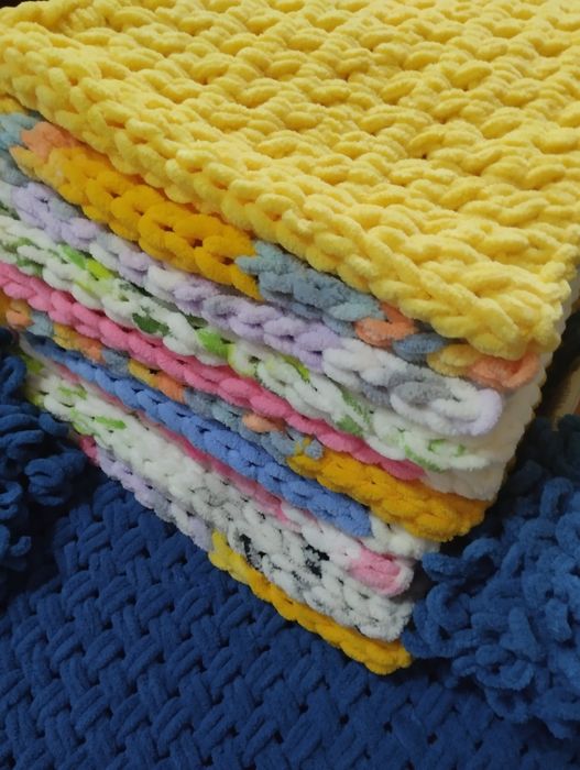 Пледы детские вязаные