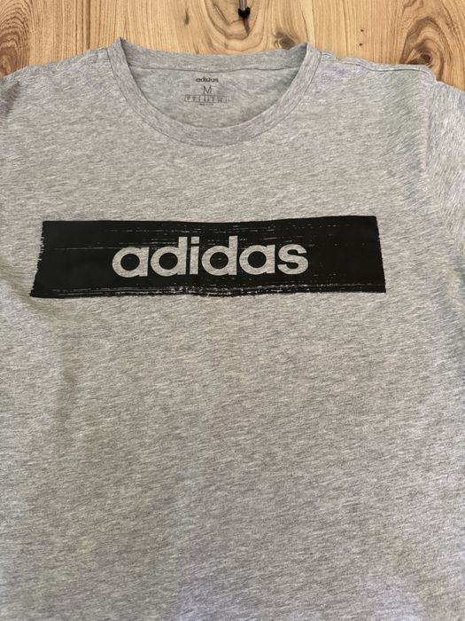 Tricou Adidas.