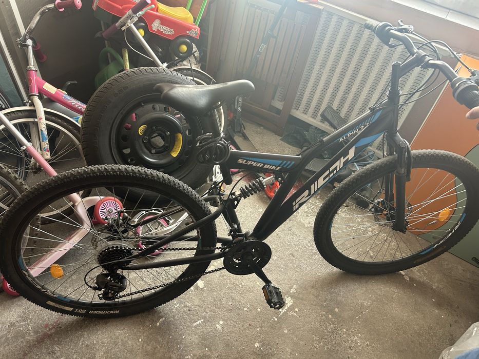 Bicicleta  rich pe suspensie