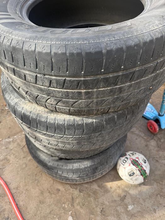 Продаётся шины летние
