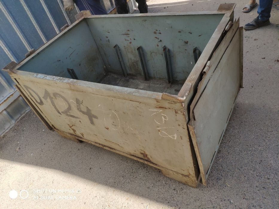 Продам металлический короб