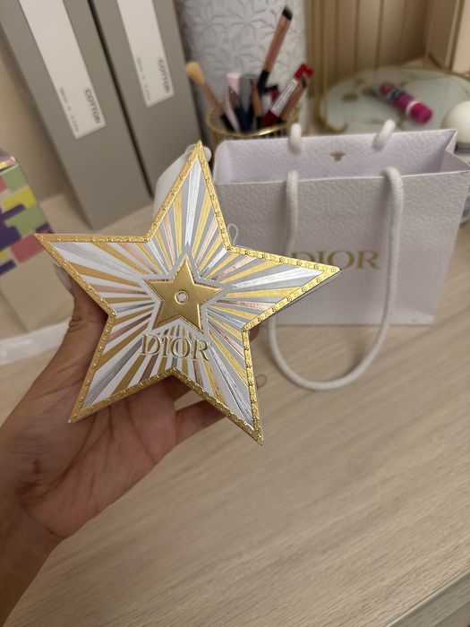 Dior оригинал  помада новый красный