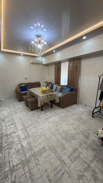 Своя 1 4/4комн кв перед на 3 Эко базар 60000yе