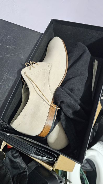 Pantofi Hugo Boss noi