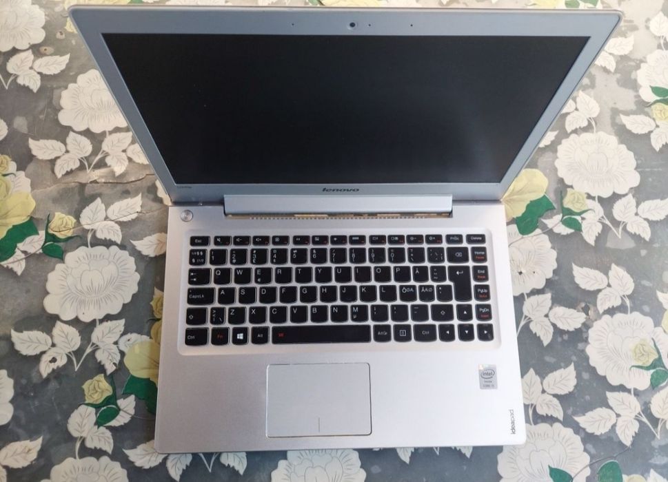Laptop Lenovo IdeaPad i5