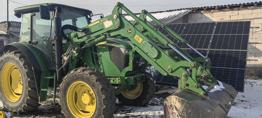 Tractor John Deere 6100MC