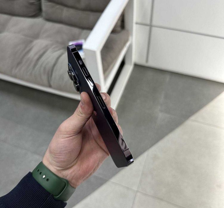 Продам iPhone 14 Pro 256 GB Deep Purple