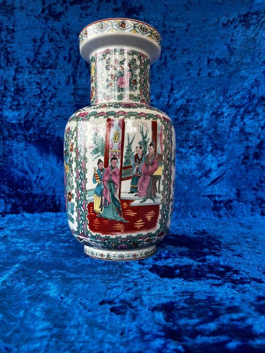 Прекрасна китайски ваза