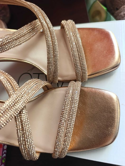 Официални обувки