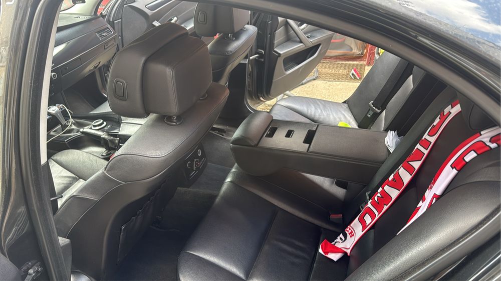 VÂND BMW E 60 AN 2009