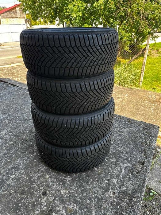 Anvelope Yokohama 225/40 si 245/40 pe R18, BluEarth-Winter V906