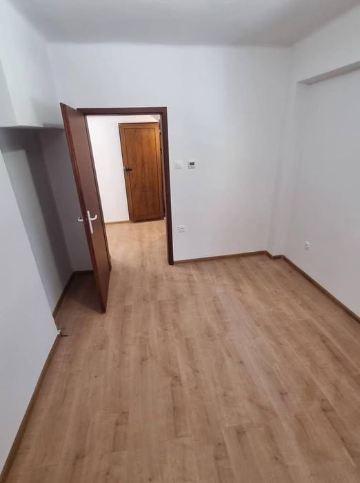 Дава се под наем Двустаен апартамент в София, Център - 53 кв.м за 562 € - Снимка #8