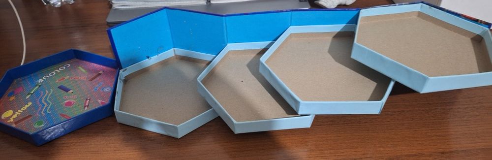 Коробочка от карандашей и красок