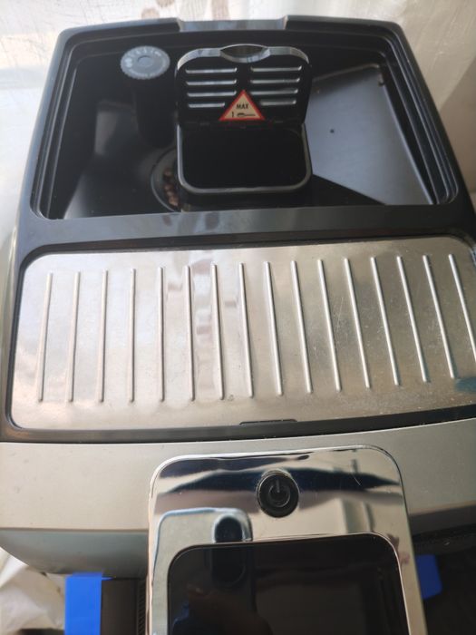 Espressor automat De'Longhi Dinamica