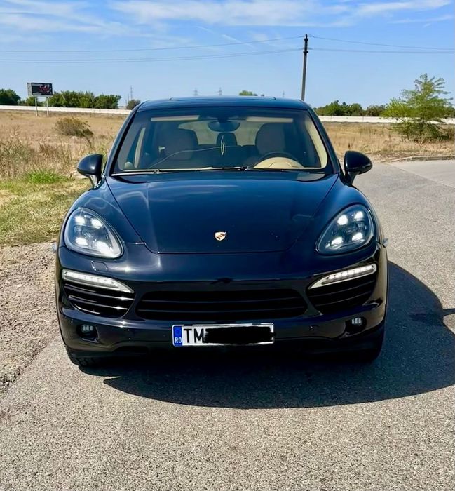Porsche Cayenne Porsche Cayenne 240 cai cod CASA fara carlig