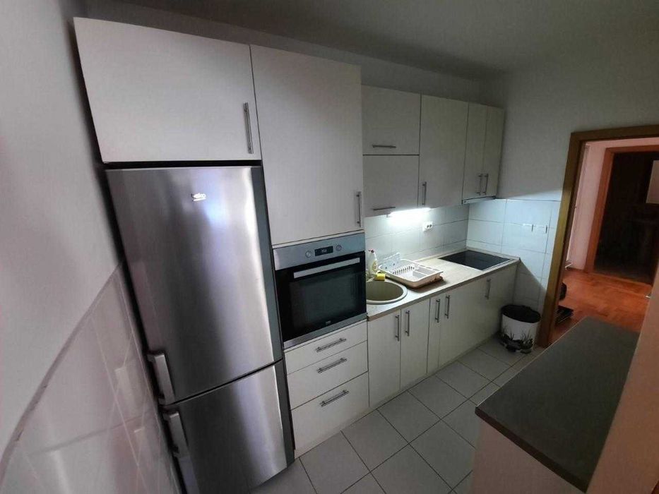 Дава се под наем Двустаен апартамент в Бургас, Възраждане - 56 кв.м за 239.7 € - Снимка #3