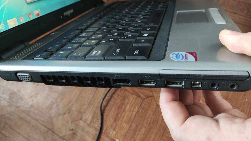 Toshiba satelite m300 - s1002x