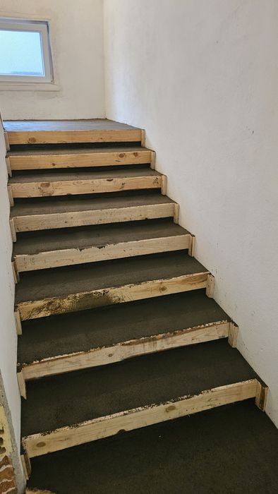 Майстори за Вашата баня и дом: Плочки, Камък, Первази – Бързо и Чисто!