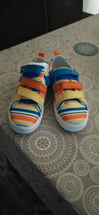 Adidași copii mărimea 33.5 noi