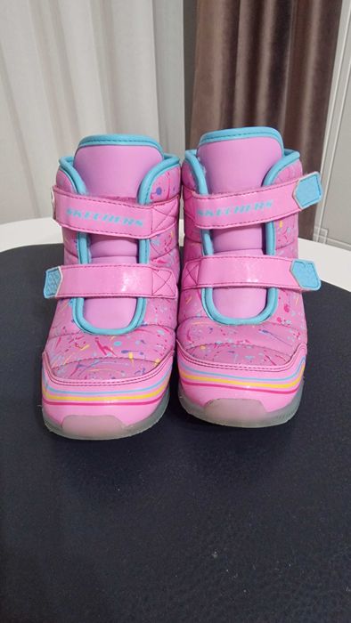 Ghete Skechers, pt iarna, m 28, luminite