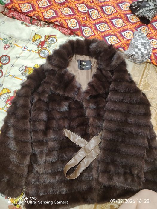 Шубы полушубки женская